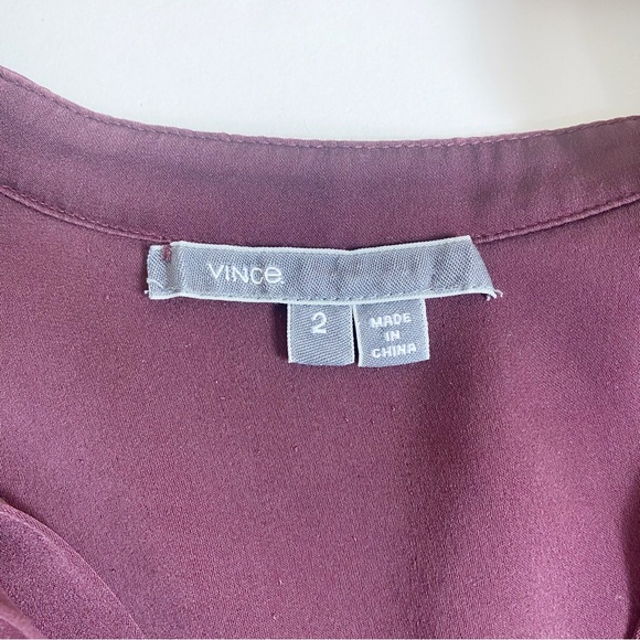 Vince Red Maroon Top Blouse Silk Spandex Elegant Casual Career Work Sz2 - Picture 5 of 9